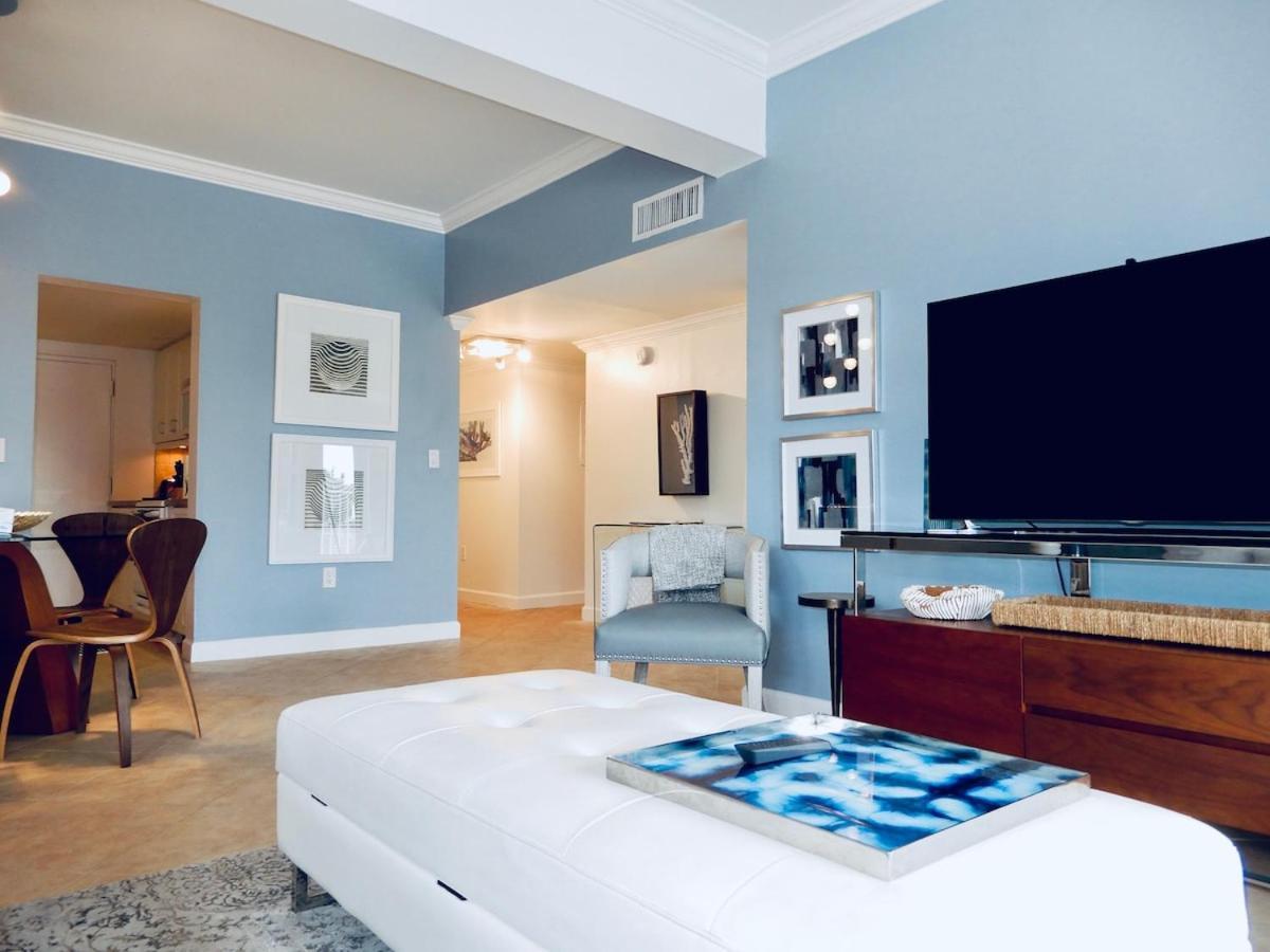 The Blue Octopus - 1br King Bed
